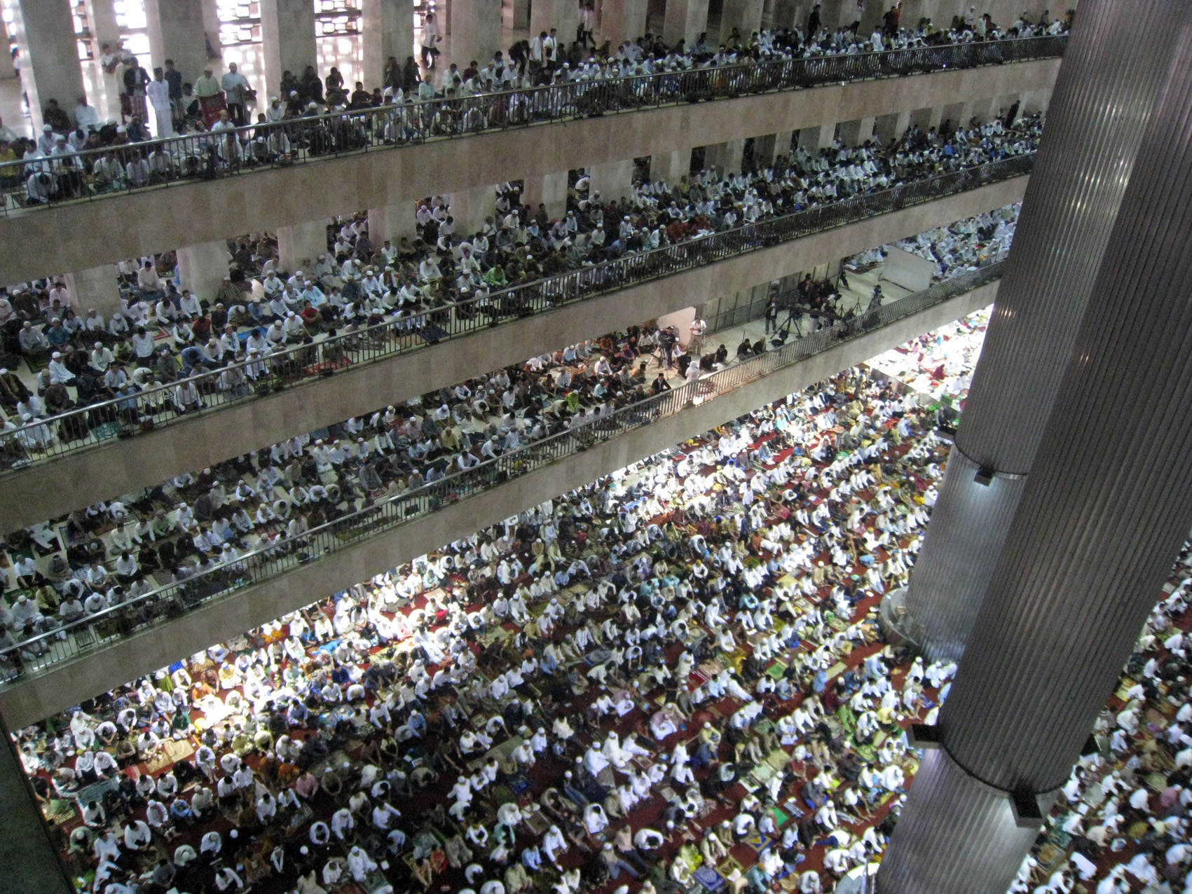 Istiqlal Mosque Eid ul Fitr Jamaah 5